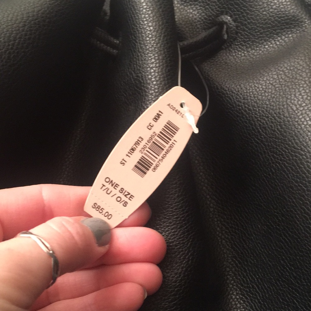 NWT, VS black faux leather fringed backpack - Picture 4 of 9